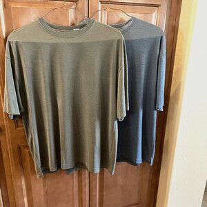 BUMKA BIBOS – Two Size XL Men’s Crew Neck Shirts – Green and Blue